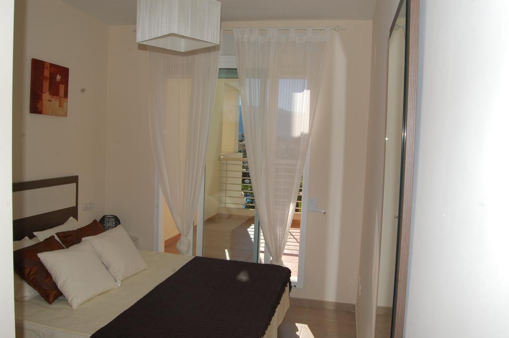 Coll Verd Apartment Denia Room photo